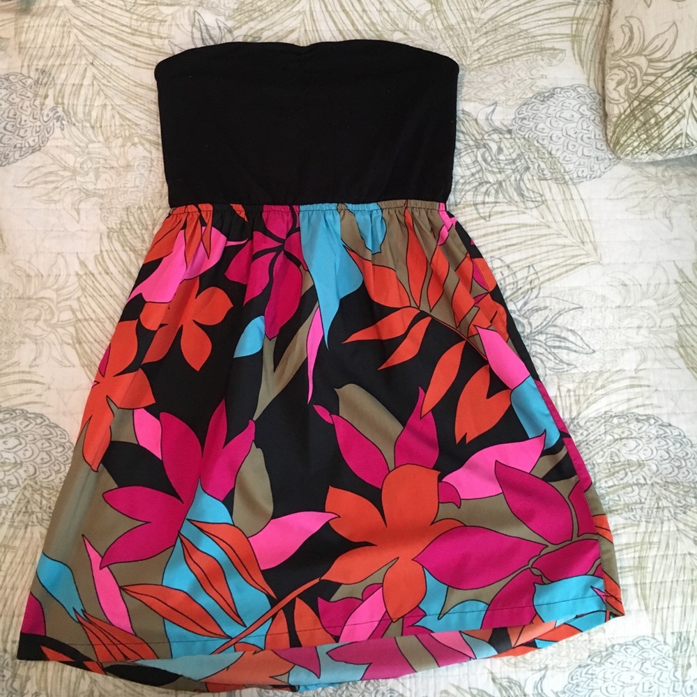 Strapless Roxy Flower Dress