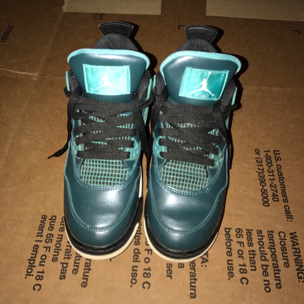 Jordan Retro Teal 4s
