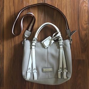 Jessica Simpson purse