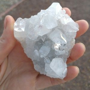 Powerful zeolite, stands upright on its side.