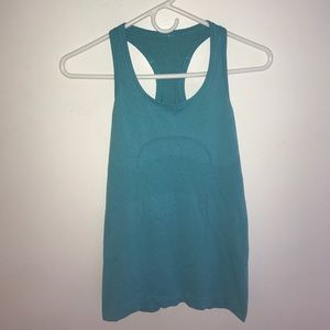LULULEMON TOP (SMALL)