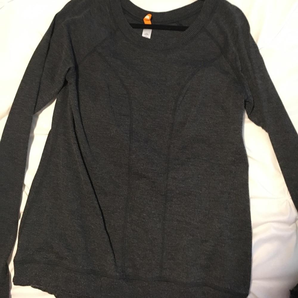 FLASH SALE Lucy gray sweatshirt w/ thumb keyhole