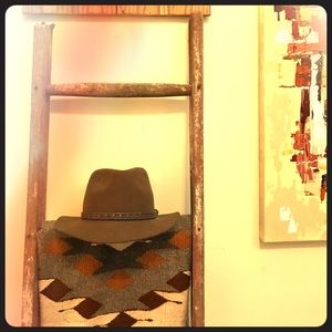 Fedora hat brown felt