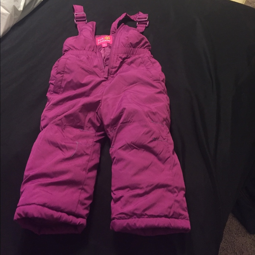Kids winter ski pant.
