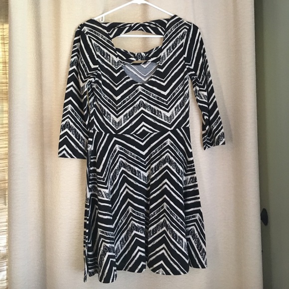 Black and Tan Dress - Picture 2 of 2