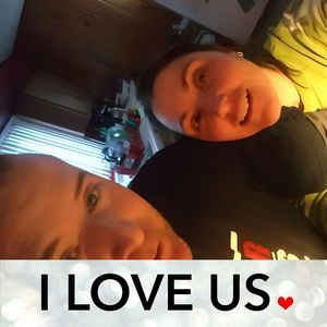 Meet your Posher, Leslie