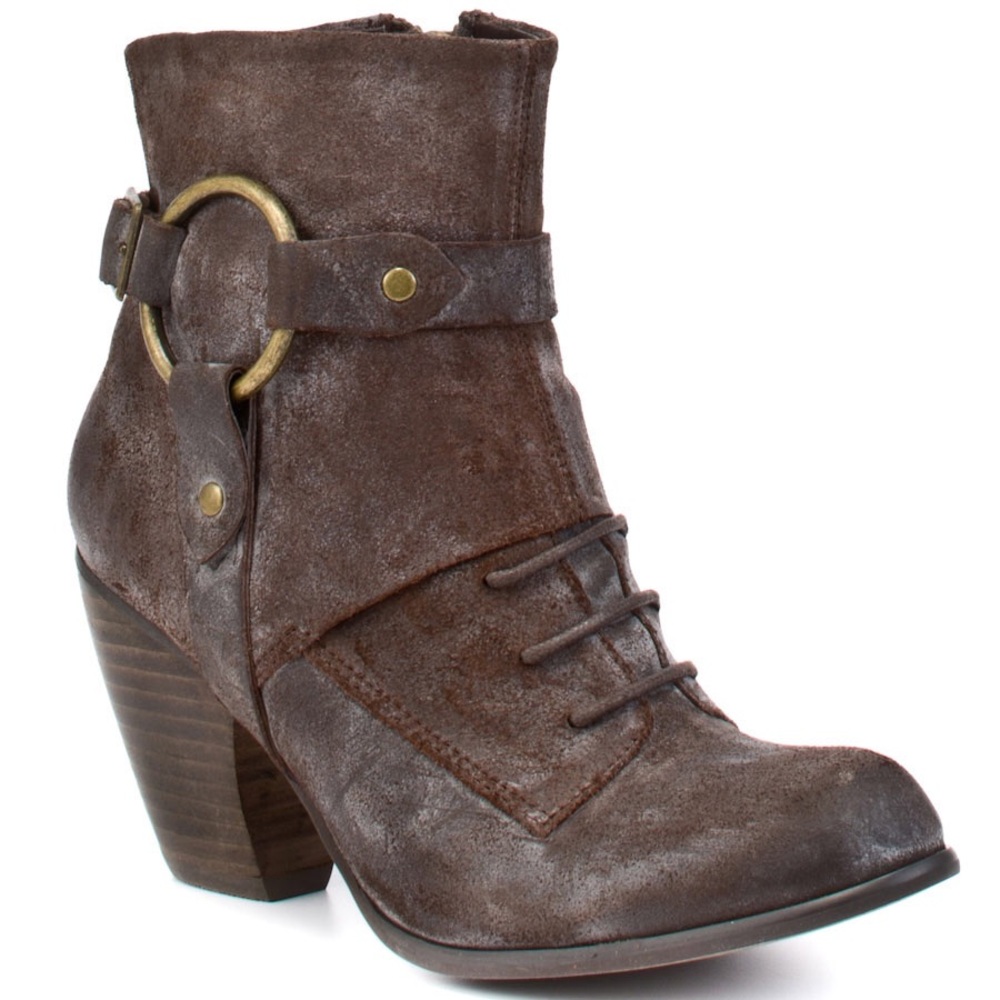 Fergie Lotto Boots. Pre Owned