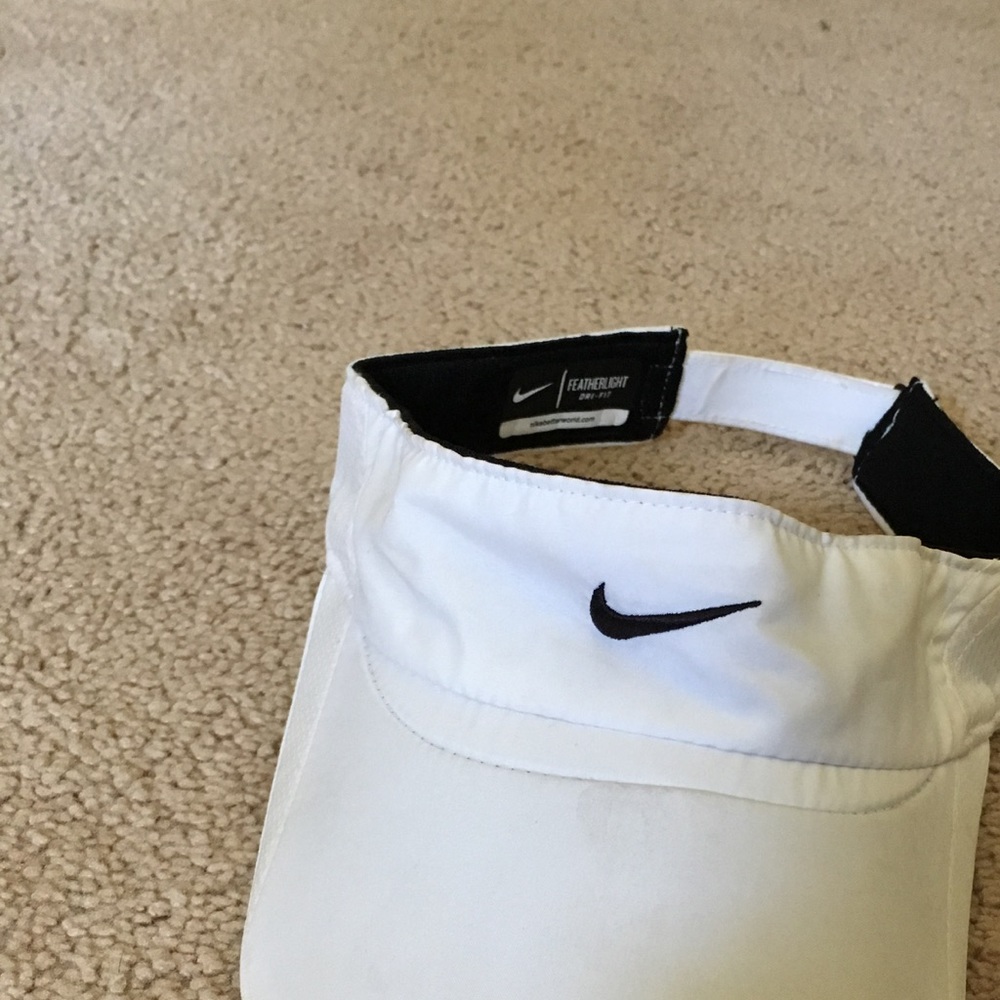 White nike visor