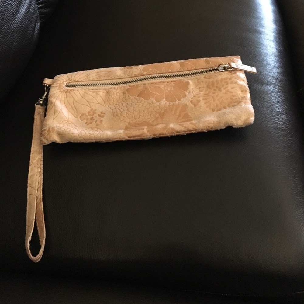 Wristlets - Picture 2 of 8