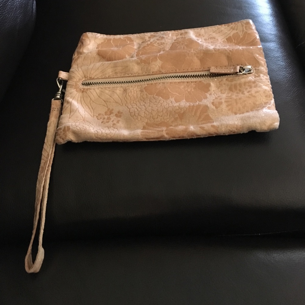 Wristlets - Picture 4 of 8