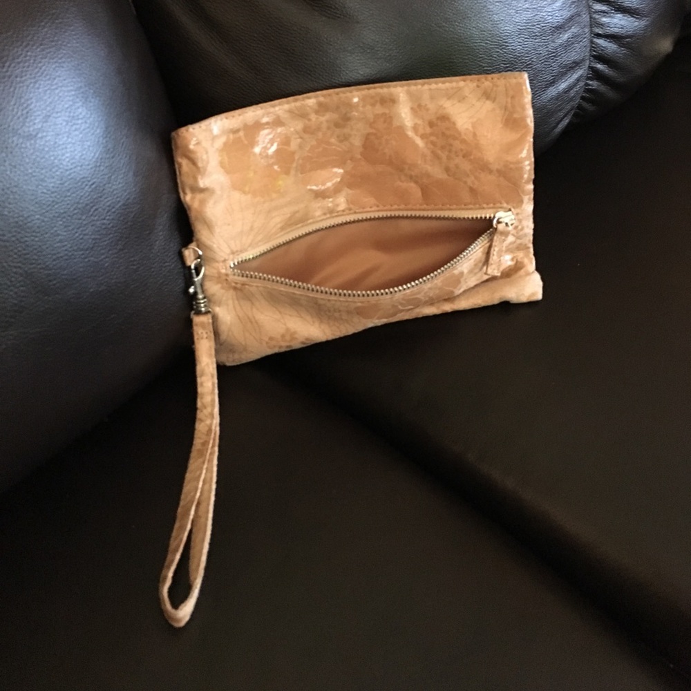 Wristlets - Picture 5 of 8