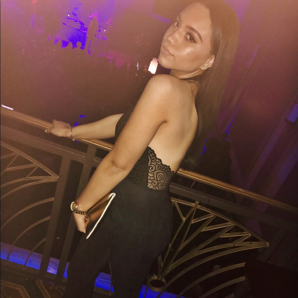 Hi! 👋🏽😊 - Picture 3 of 4