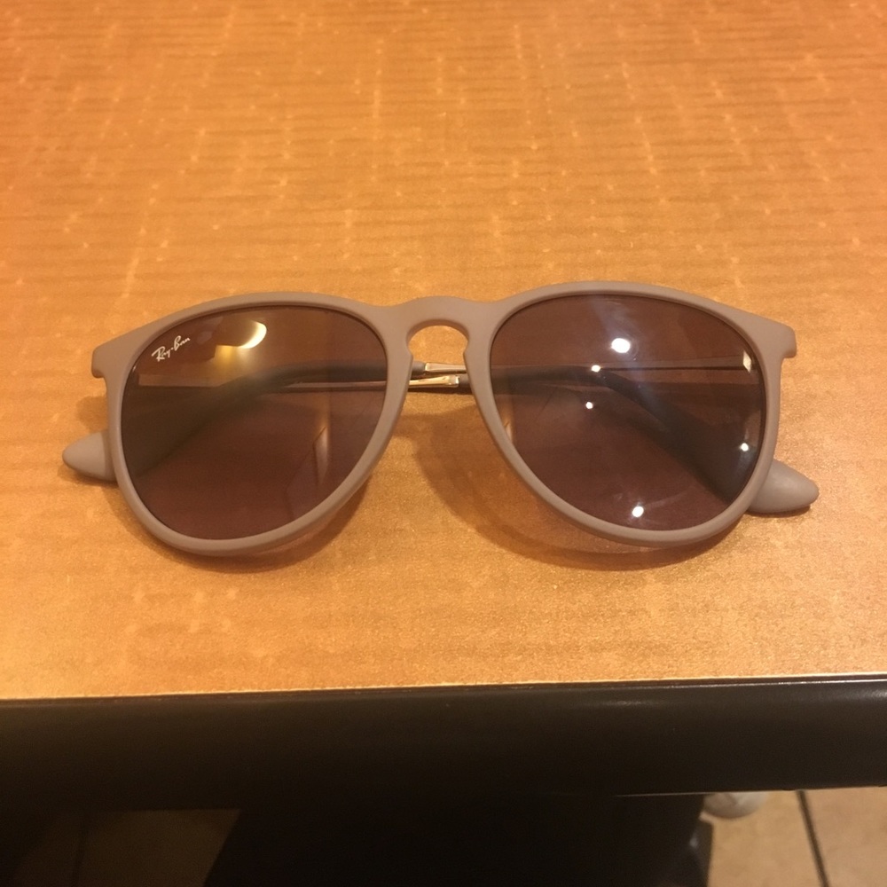 Tan Ray Ban Sunglasses