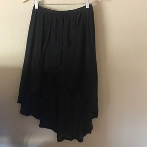 Black high low skirt