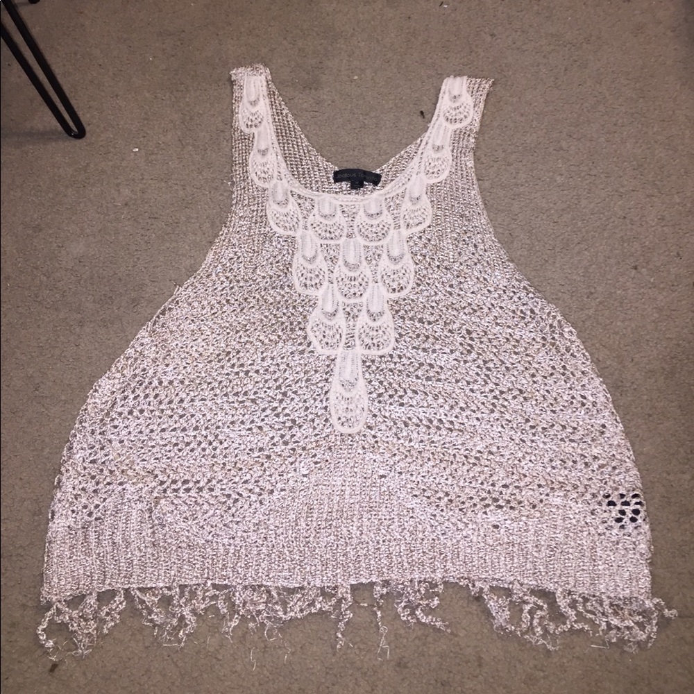 Beautiful tank top/swimsuit cover up!