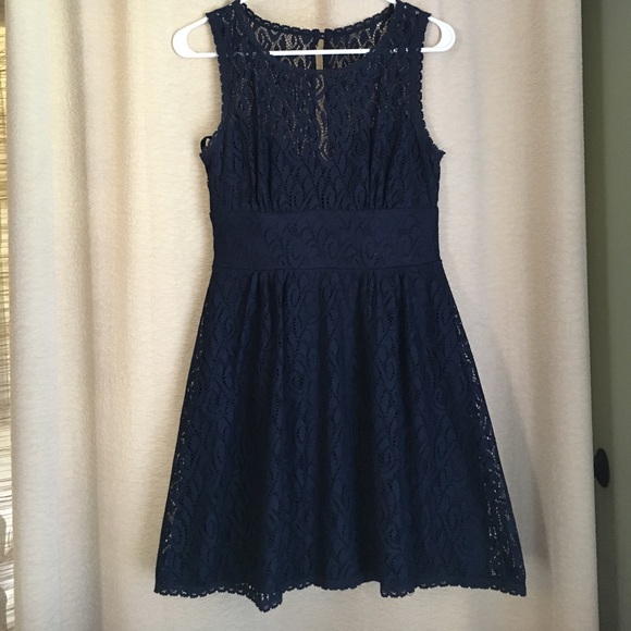 Navy Lace Short Dress - Picture 1 of 3