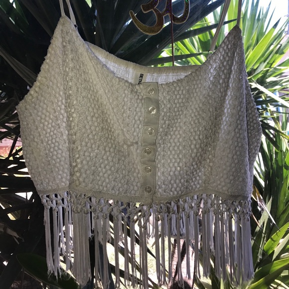 Lace crop top - Picture 1 of 3