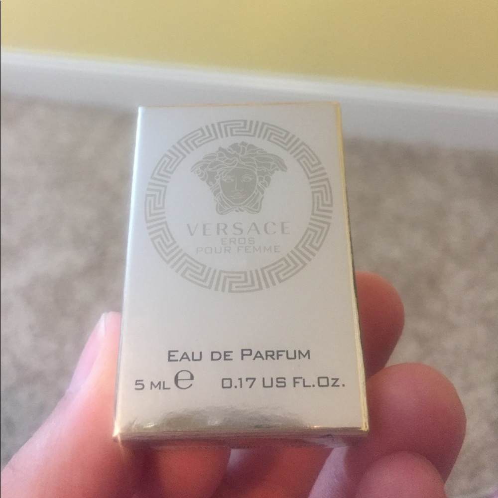 Versace perfume
