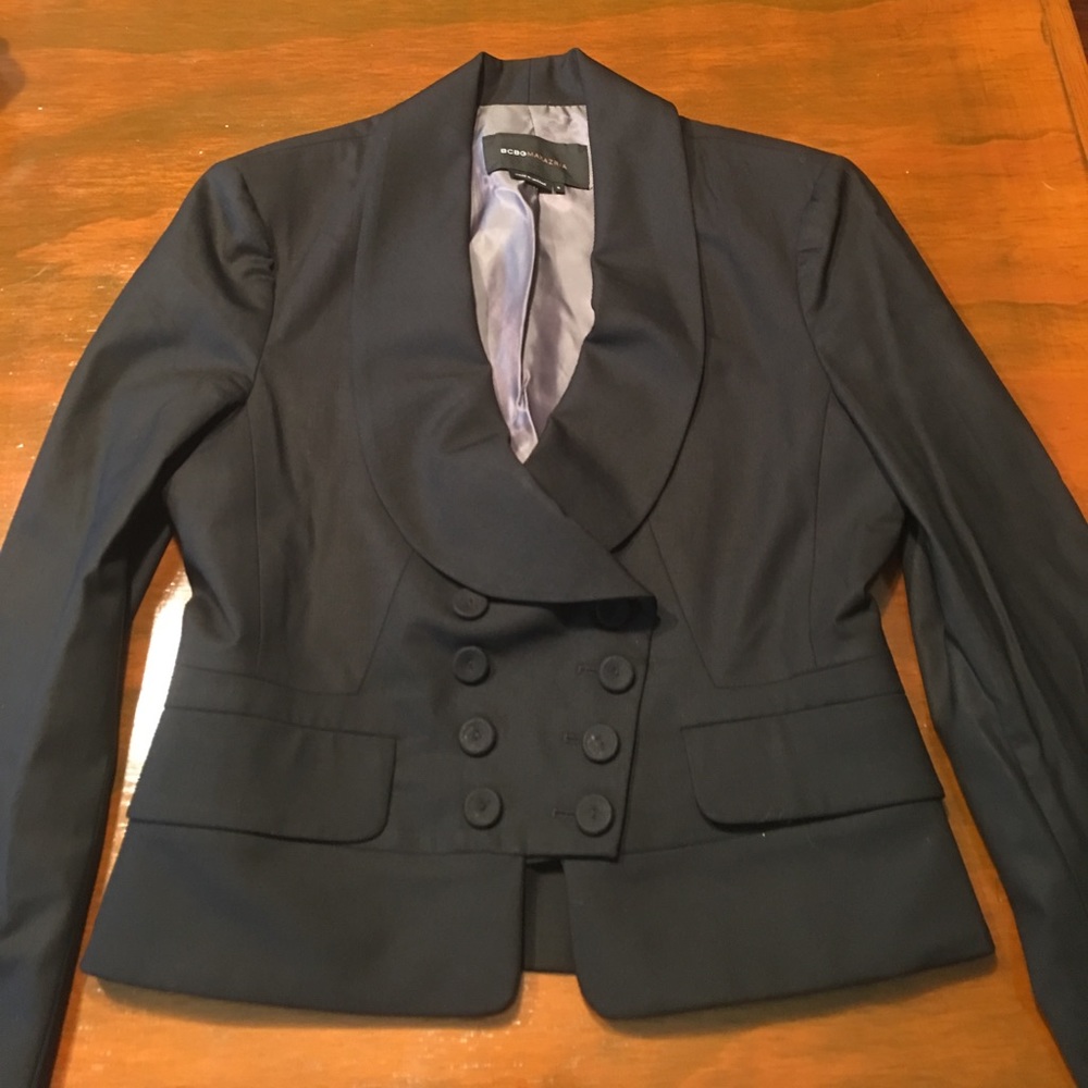 BCBG MMAXAZRIA blazer - size small