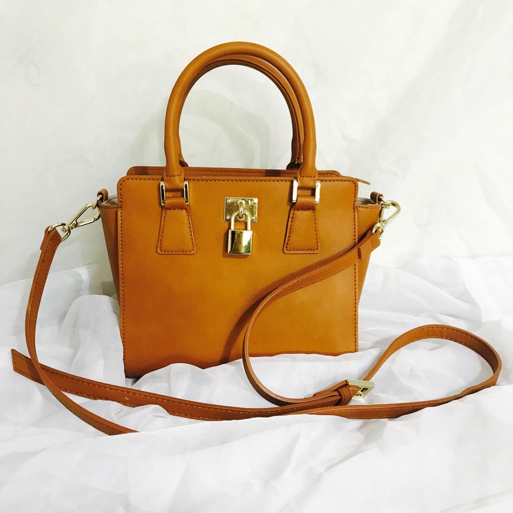 Angela Roi Sunday Mini Crossbody