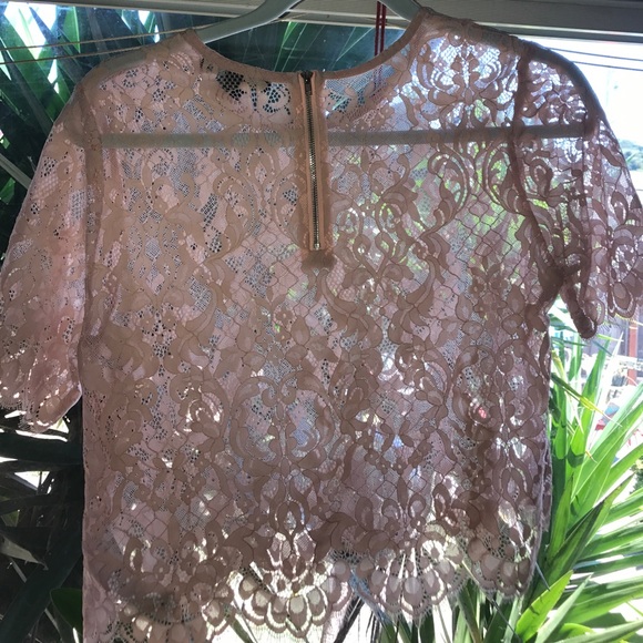 Pink lace top - Picture 3 of 3