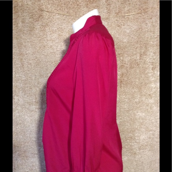 BANANA REPUBLIC LONG SLEEVE BUTTON FRONT BLOUSE - Picture 2 of 7