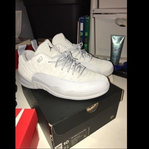 have 2 pairs need one gone.