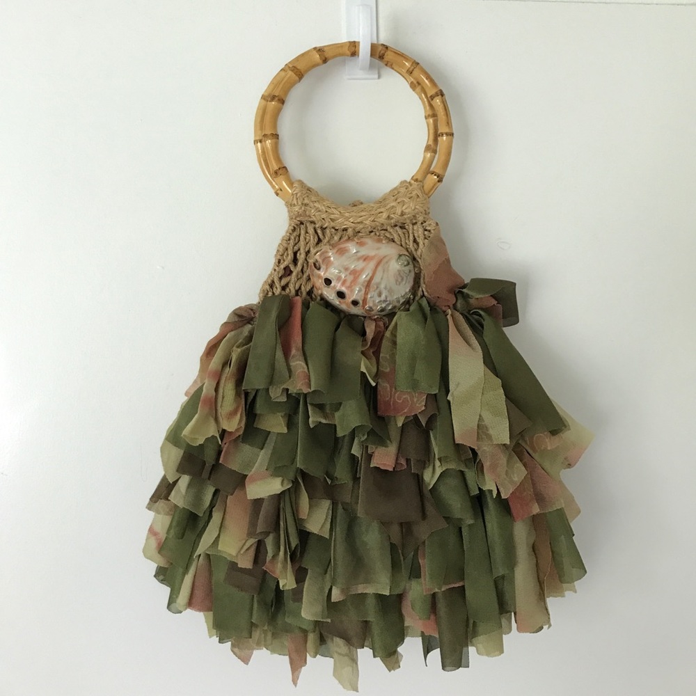 ONE OF A KIND HANDMADE NATURAL BAG.SMALL. GREEN. - Picture 1 of 8