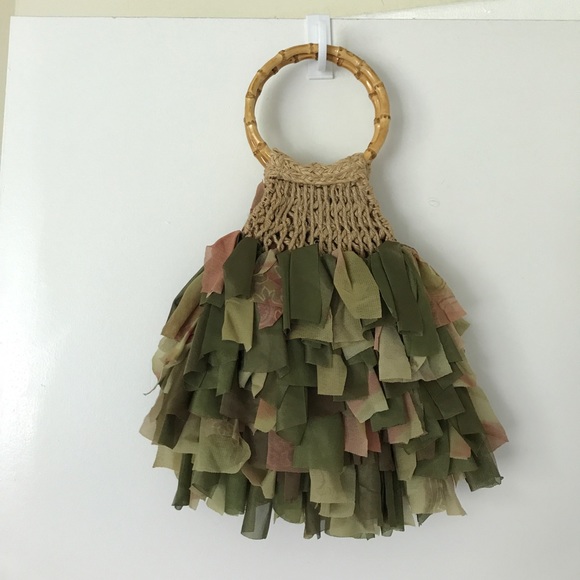 ONE OF A KIND HANDMADE NATURAL BAG.SMALL. GREEN. - Picture 5 of 8