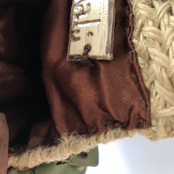 ONE OF A KIND HANDMADE NATURAL BAG.SMALL. GREEN. - Picture 7 of 8