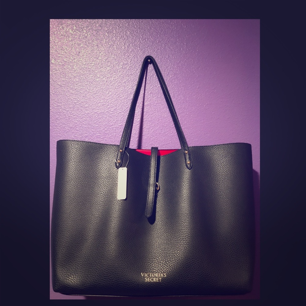 🚫SOLD ON ANOTHER APP 🚫NWT VICTORIA SECRET PURSE
