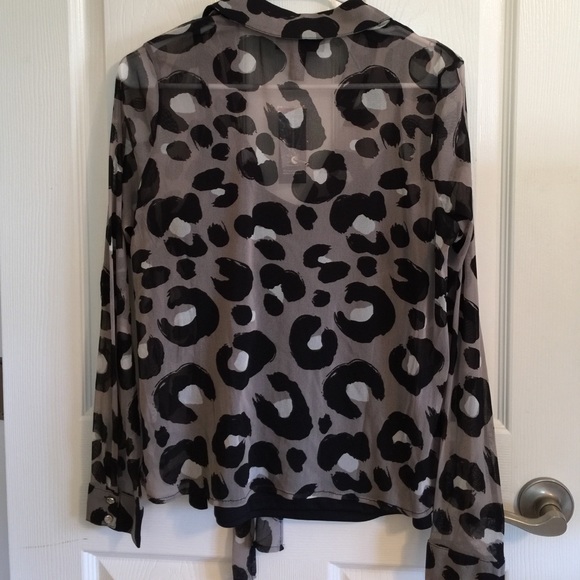 Blouse - Picture 4 of 5