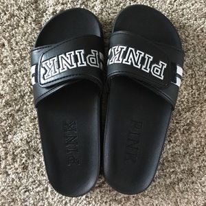 PINK slides size Small