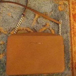 *** SOLD***MK jetset cross body authentic