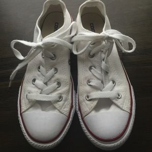 Kids converse