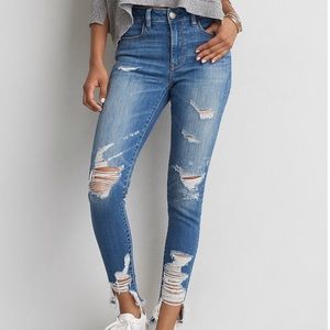 AE Denim High-Rise Jegging Distressed Hem 8 Short