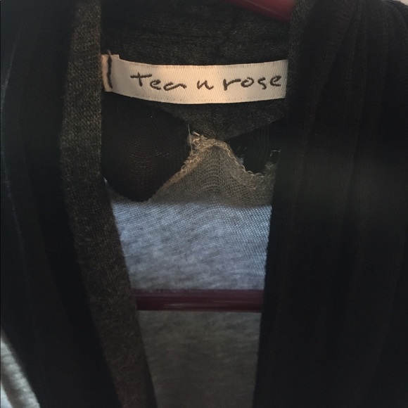 Blouse - Picture 3 of 3