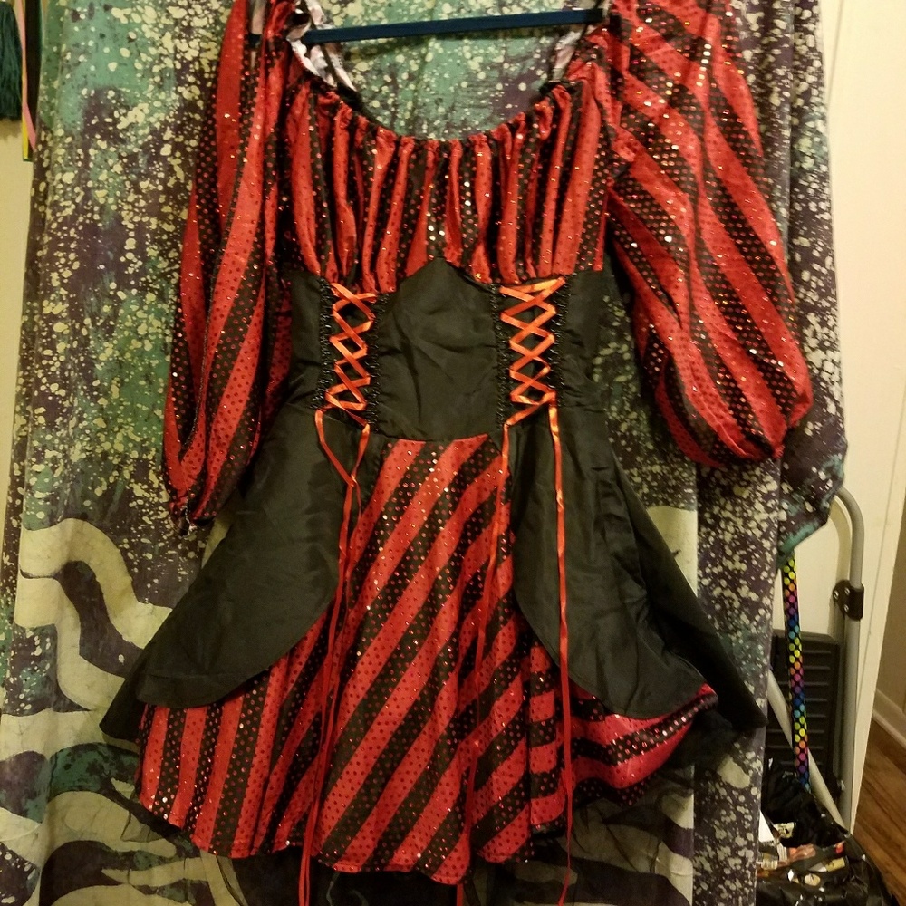 Red pirate costume Halloween Leg Avenue M/L