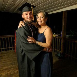 Meet your Posher, Carrie