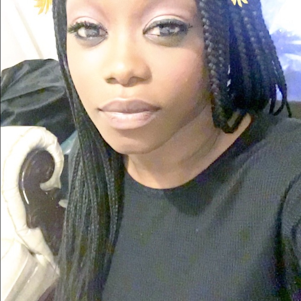 Meet your Posher, Nelz