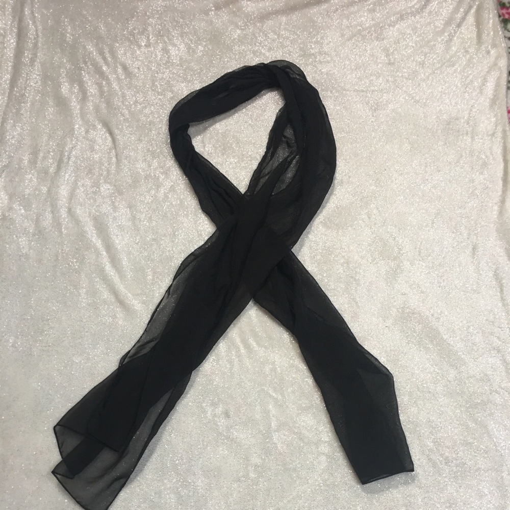 A black scarf