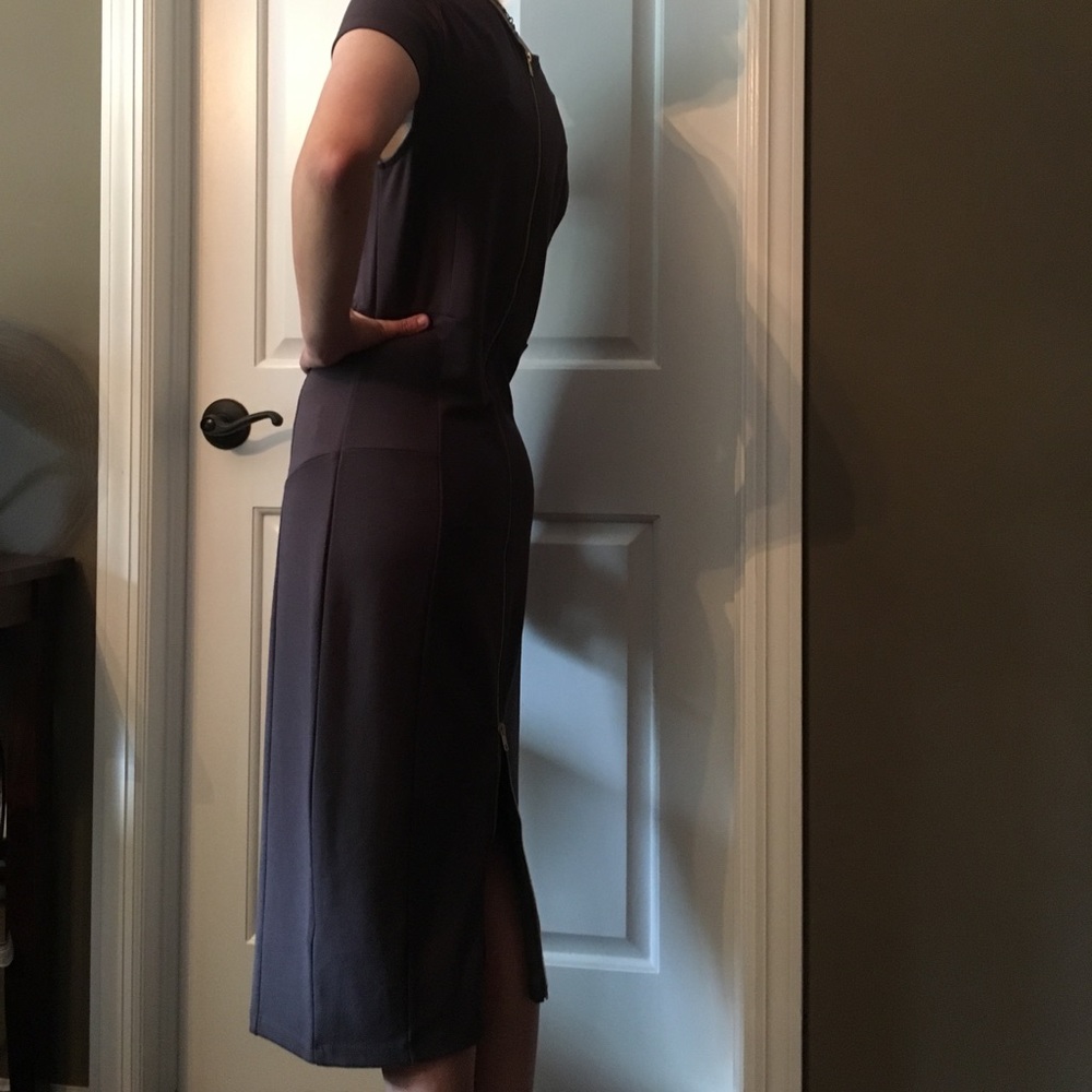 Fitted dress. Body con size L.