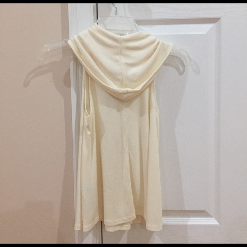 Brand new cowel neck tank - Picture 2 of 3