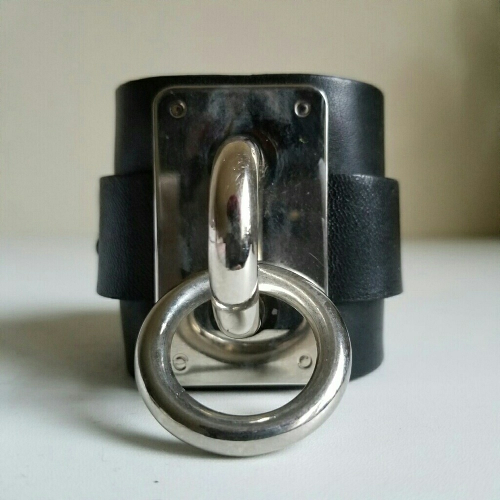 ZANA BAYNE Leather Cuff Bracelet