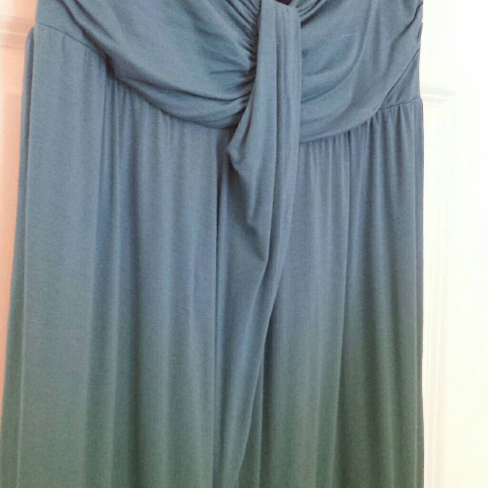 Dres - Picture 2 of 2