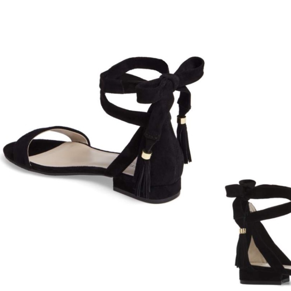 Kenneth Cole black dude sandals/gold ring tassel