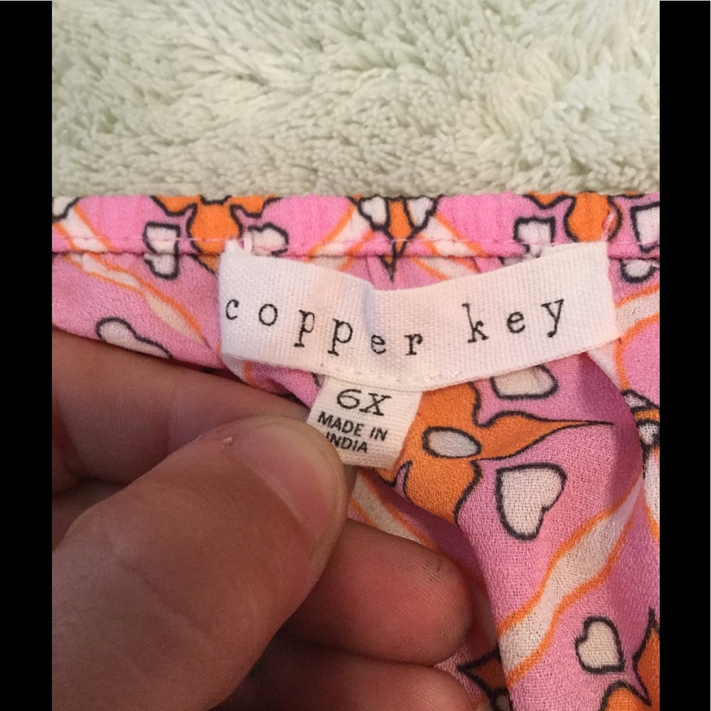 Girls size 6x copper key blouse - Picture 2 of 2