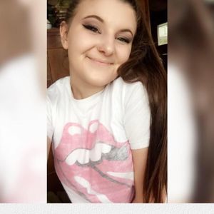 Meet your Posher, Nichole