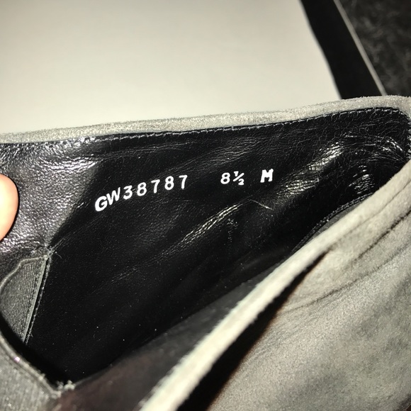 Stuart Weitzman Gray Suede booties - Picture 7 of 8