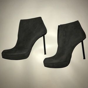 Stuart Weitzman Gray Suede booties